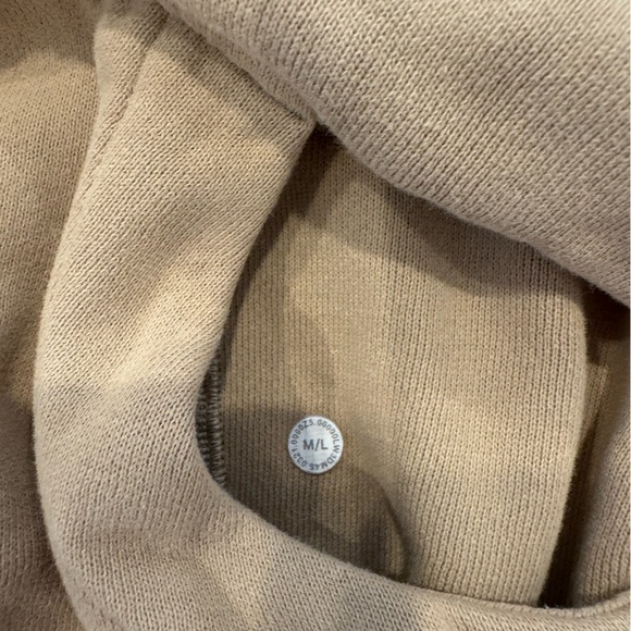 Lululemon Scuba - Trench M/L - Picture 3 of 3